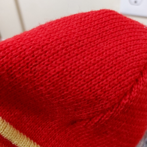 Vtg Wigwam 100% Pure Virgin Wool 90s Mens Red Colorful Striped Beanie - Picture 5 of 9